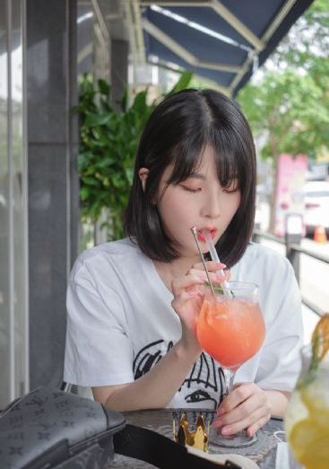 漂亮的女学生bd高清3_在线观看免费电影